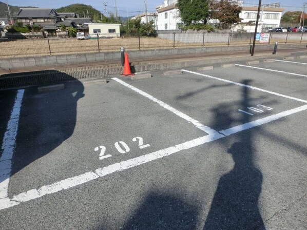 モンラヴィ青山の物件外観写真